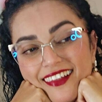 Adriana Venceslau Nua
