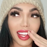 Agata Beatriz Nua