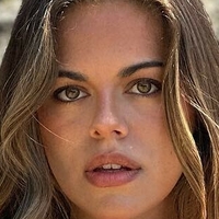 Alexis DeBello Nua
