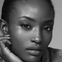 Alicia Burke Nua