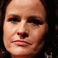 Ally Sheedy Nua
