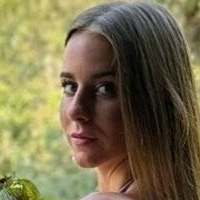 Amanda Berecz Nua
