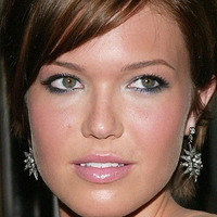 Amanda Leigh Moore Nua
