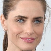 Amanda Peet Nua