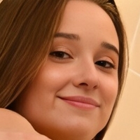 Amy Kay ASMR Nua