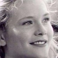 Amy Locane Nua