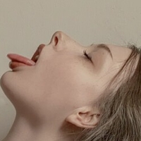 Anastasia Shchelokova Nua