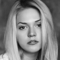 Anastasiya Timushkova Nua