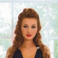 Anfisa Chekhova Nua