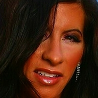 Angela Salvagno Nua