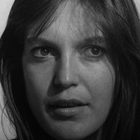 Angela Winkler Nua
