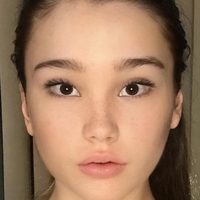 Angelina White Nua