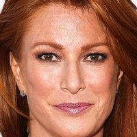 Angie Everhart Nua
