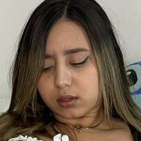 Angie Flores Nua