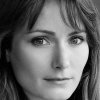 Anna Madeley Nua