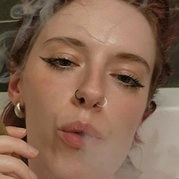 Anya Volz Nua
