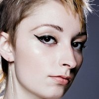 Arielle Holmes Nua
