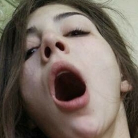 Astrid Tomescu Nua