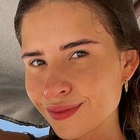 Beatriz Romano Nua