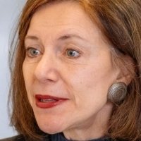 Belinda Lang Nua