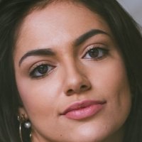 Bethany Mota Nua