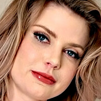 Beverly Hillson Nua