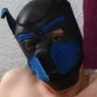 blueandredmask Nua
