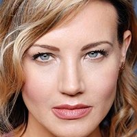 Brianne Davis Nua