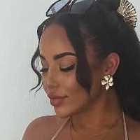 Brooke Scholefield Nua