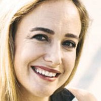 Cagla Kubat Nua