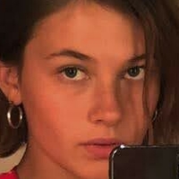 Cailee Spaeny Nua