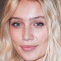 Cailin Russo Nua