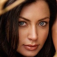 Carly Banks Nua
