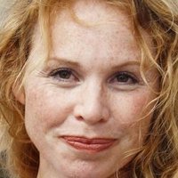 Carole Richert Nua