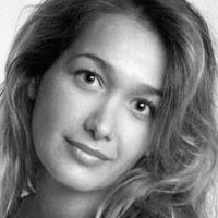 Caroline Anglade Nua