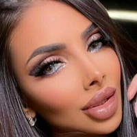 caroline_queen Nua