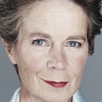 Celia Imrie Nua