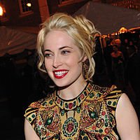 Charlotte Sullivan Nua