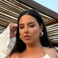 Cinthya Larose Nua
