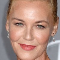 Connie Nielsen Nua