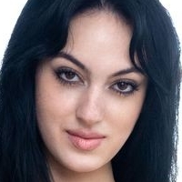 Corinna F Nua