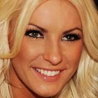 Crystal Harris Nua