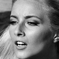 Daniela Bianchi Nua
