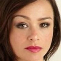 Danielle Harris Nua