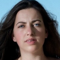 Danielle Holzman Nua