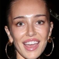 Delilah Hamlin Nua