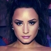 Demi Lovato - Fakes Nua