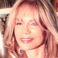 Dyan Cannon Nua