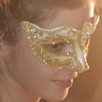 Effy Jones Nua