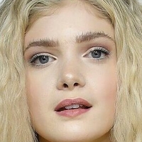 Elena Kampouris Nua